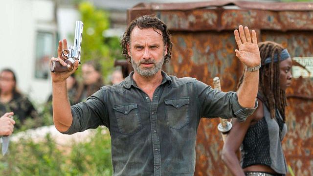 Imagem da notícia The Walking Dead: Showrunner dá detalhes sobre o filme com Rick Grimes