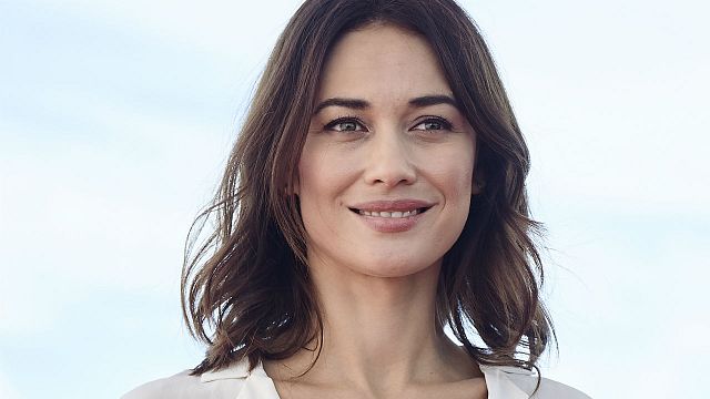 Imagem da notícia Olga Kurylenko, da franquia 007, está com coronavírus