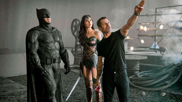 Imagem da notícia Liga da Justiça: Snyder Cut não vai reutilizar nenhuma cena de Joss Whedon 