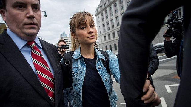 Imagem da notícia The Vow: Série sobre seita sexual de Allison Mack ganha primeiro trailer