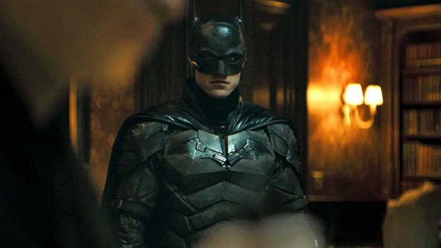 Imagem da notícia The Batman: Novas imagens no set mostram Robert Pattinson em um enterro
