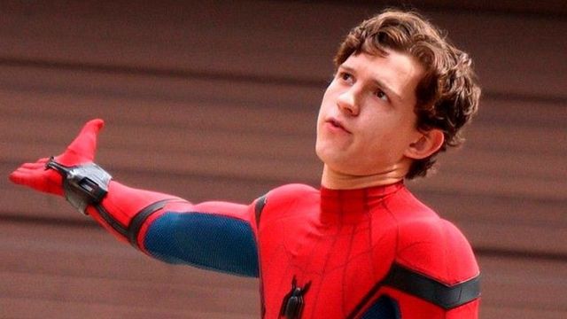 Imagem da notícia Homem-Aranha 3: Tom Holland bate o pé e se recusa a usar peruca