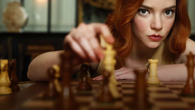 Globo de Ouro 2021: O Gambito da Rainha, série fenômeno da Netflix, leva dois prêmios