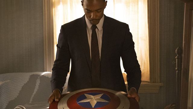 Capitão América 4 é confirmado pela Marvel; criador de Falcão e o Soldado Invernal escreverá o roteiro 
