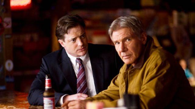 Imagem da notícia Decisões Extremas na Sessão da Tarde hoje (21/06): Filme com Harrison Ford conta história real sobre luta contra doença genética rara