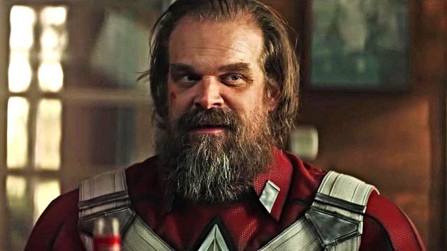 Imagem da notícia Viúva Negra: Kevin Feige quer retorno do Guardião Vermelho em série do Disney+