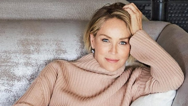 Imagem da notícia Sharon Stone se nega a trabalhar com pessoas não vacinadas contra a Covid-19 e corre o risco de demissão