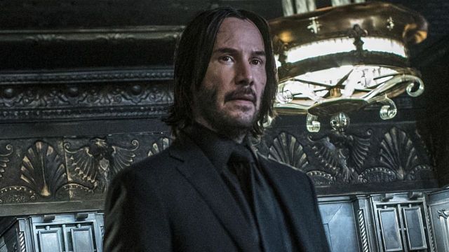 Imagem da notícia Keanu Reeves quer doar todo seu dinheiro e o motivo é emocionante