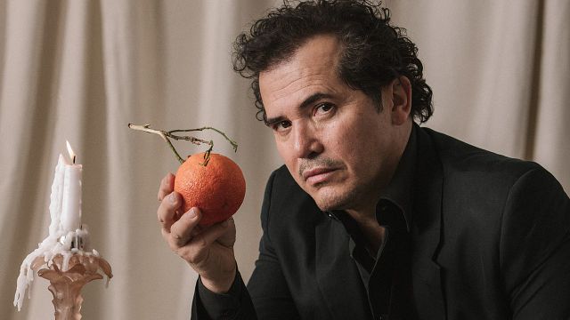 Imagem da notícia Ator de Encanto diz que evitou pegar sol para não perder papéis em Hollywood