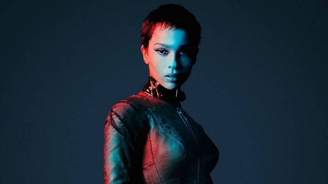 Imagem da notícia Batman não será primeira vez de Zoë Kravitz como Mulher-Gato: Atriz estreou no papel em filme de 2017; relembre