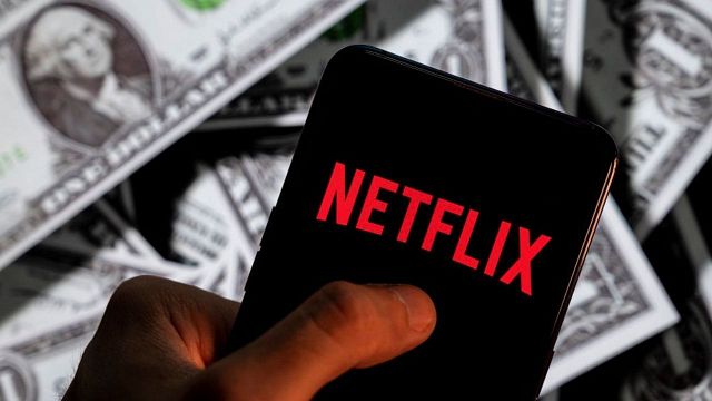 Imagem da notícia Netflix mais barata e com anúncios deve chegar ainda este ano; entenda os planos do streaming