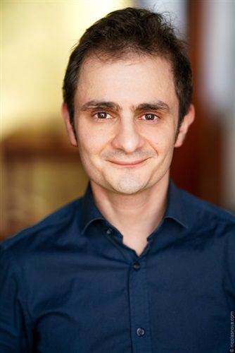 Besson Orange Antoine Besson - AdoroCinema