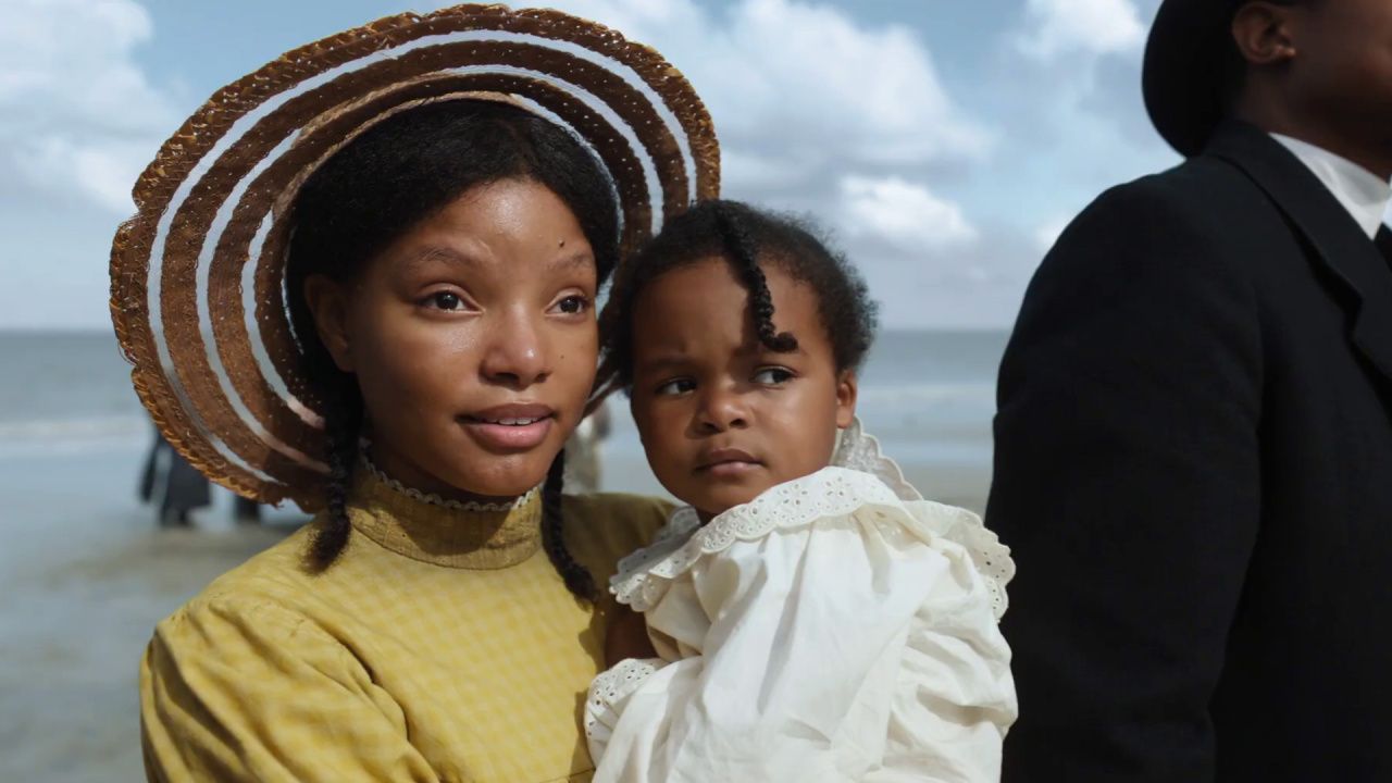 Halle Bailey em A Cor Púrpura (2023).