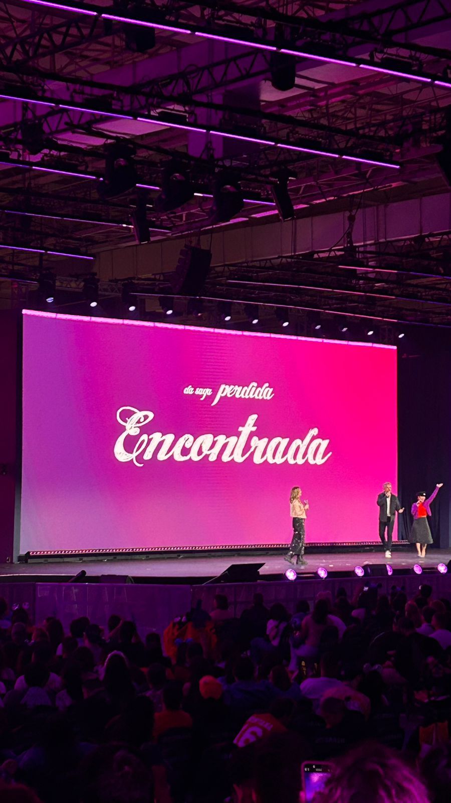 Anúncio de Encontrada na D23!