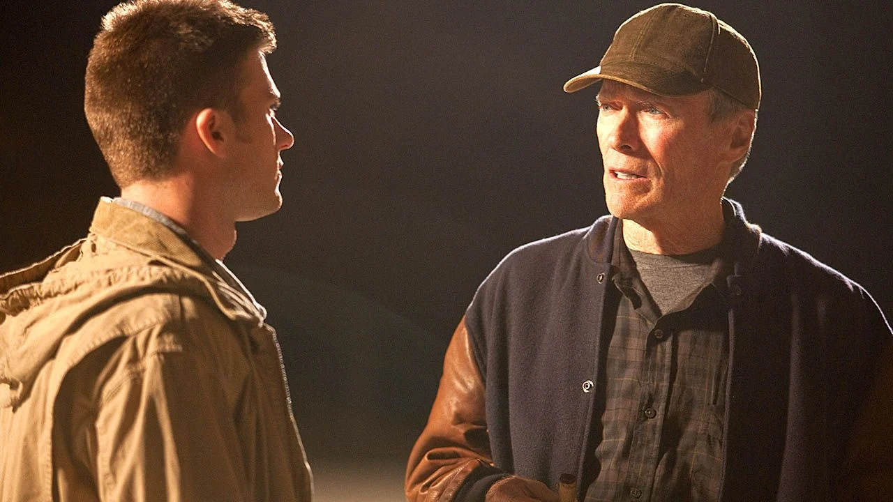 Clint e Scott Eastwood em Curvas da Vida