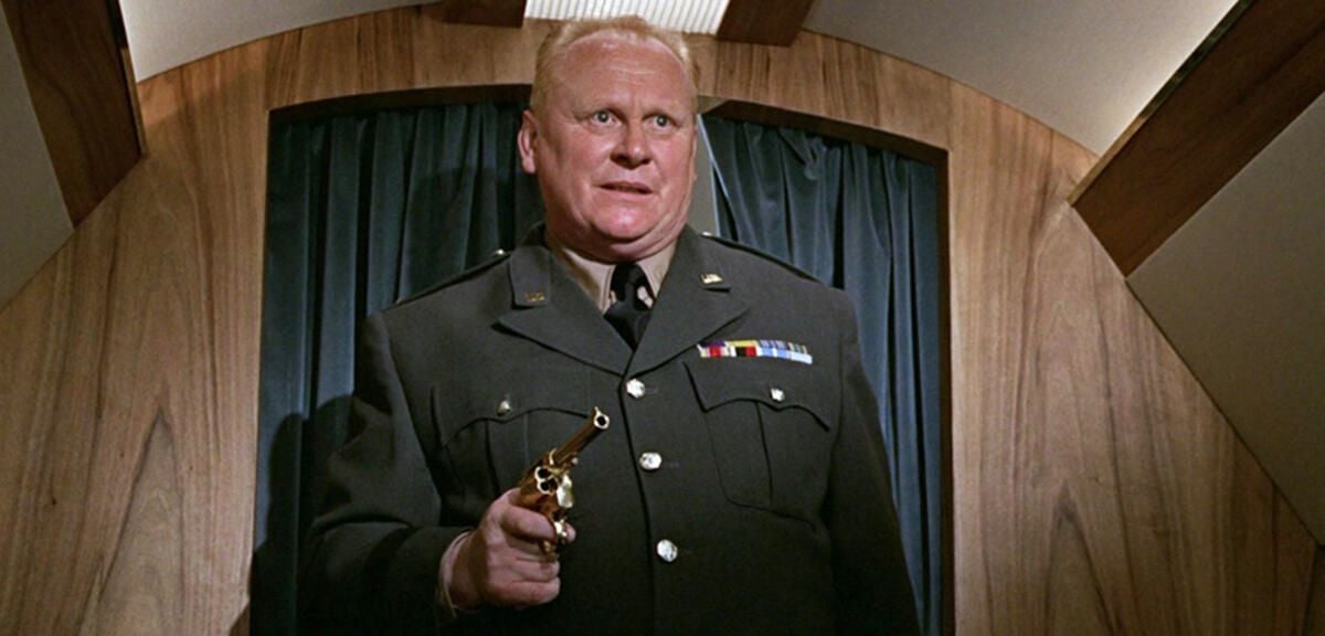 007 - Contra Goldfinger