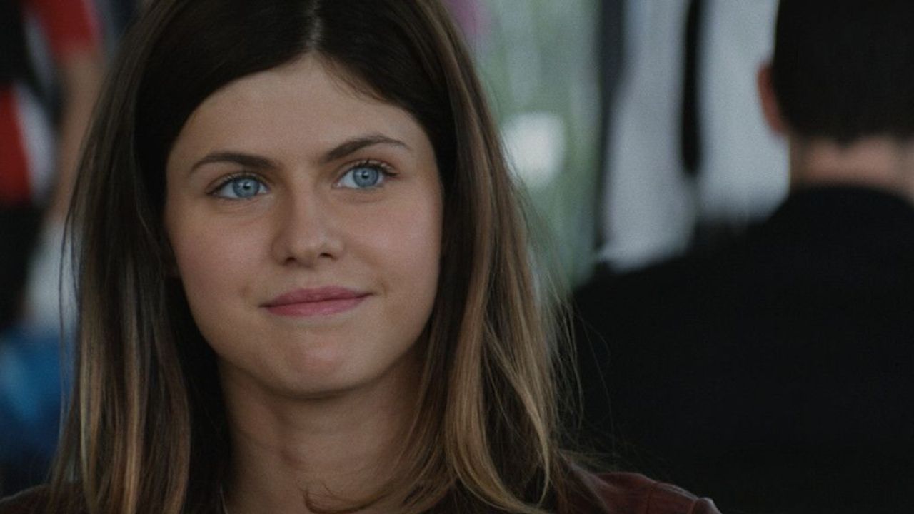 Alexandra Daddario em Terremoto: A Falha de San Andreas