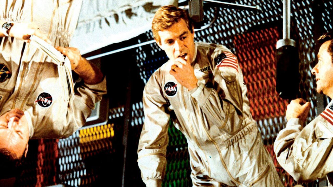 A NASA teve que investir vários milhões de dólares para resgatar Gene Hackman do espaço em um obscuro filme de ficção científica