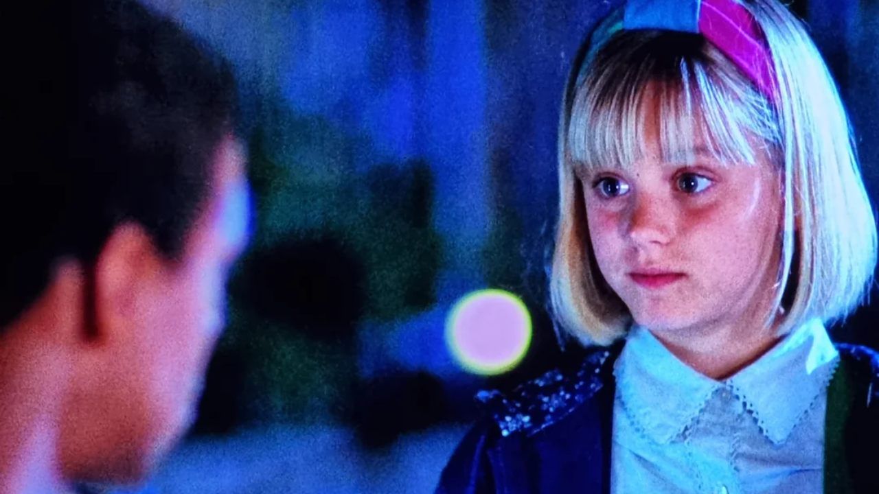 Kaley Cuoco aos 8 anos