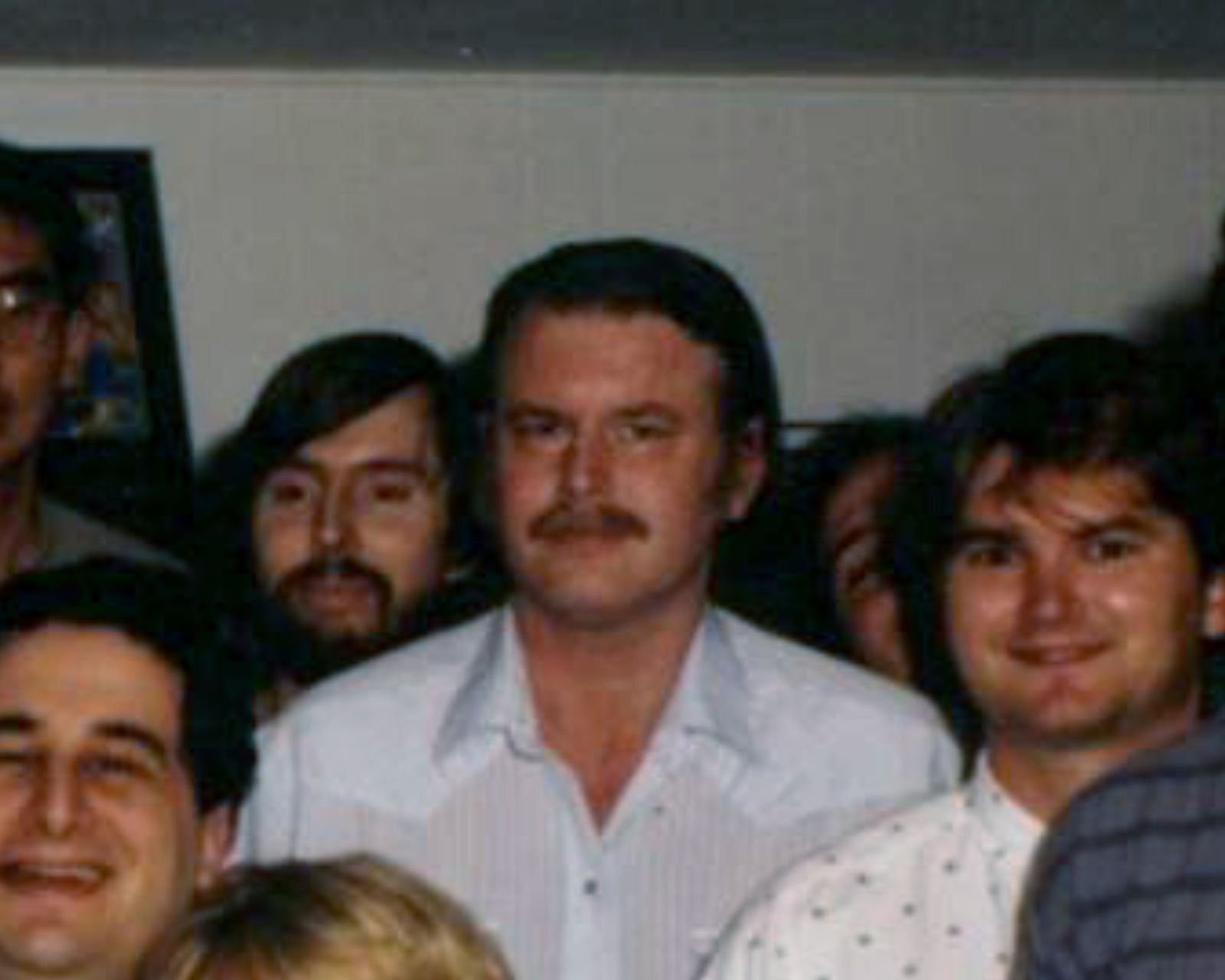 John Swartzwelder entre a equipe de roteiristas das primeiras temporadas de Os Simpsons.