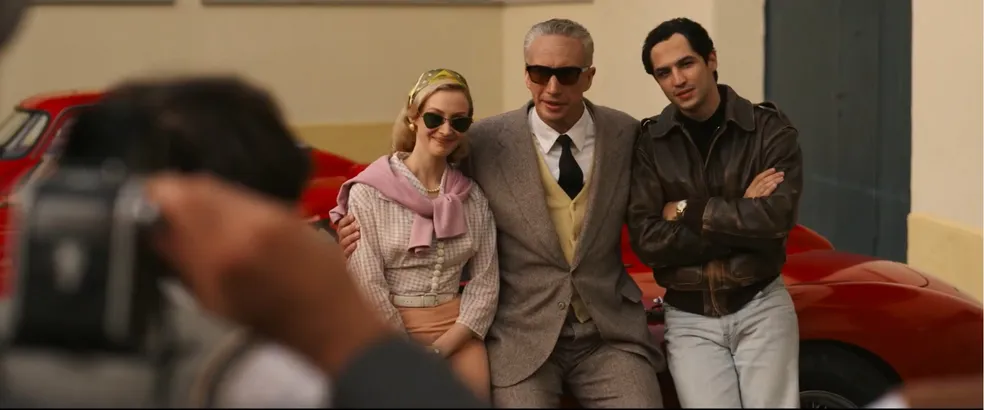 Sarah Gadon, Adam Driver e Gabriel Leone.