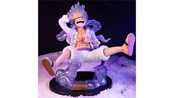 Action Figure Luffy Gear 5