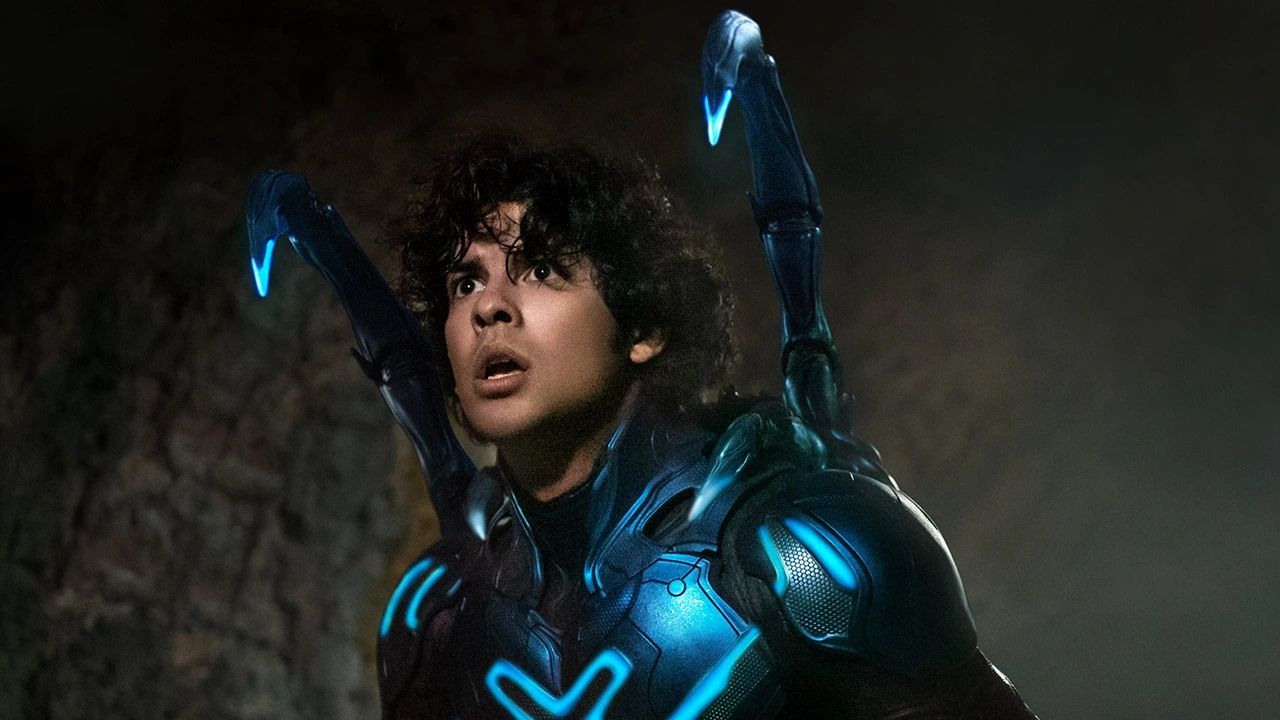 Xolo Maridueña como Jaime Reyes em Besouro Azul.