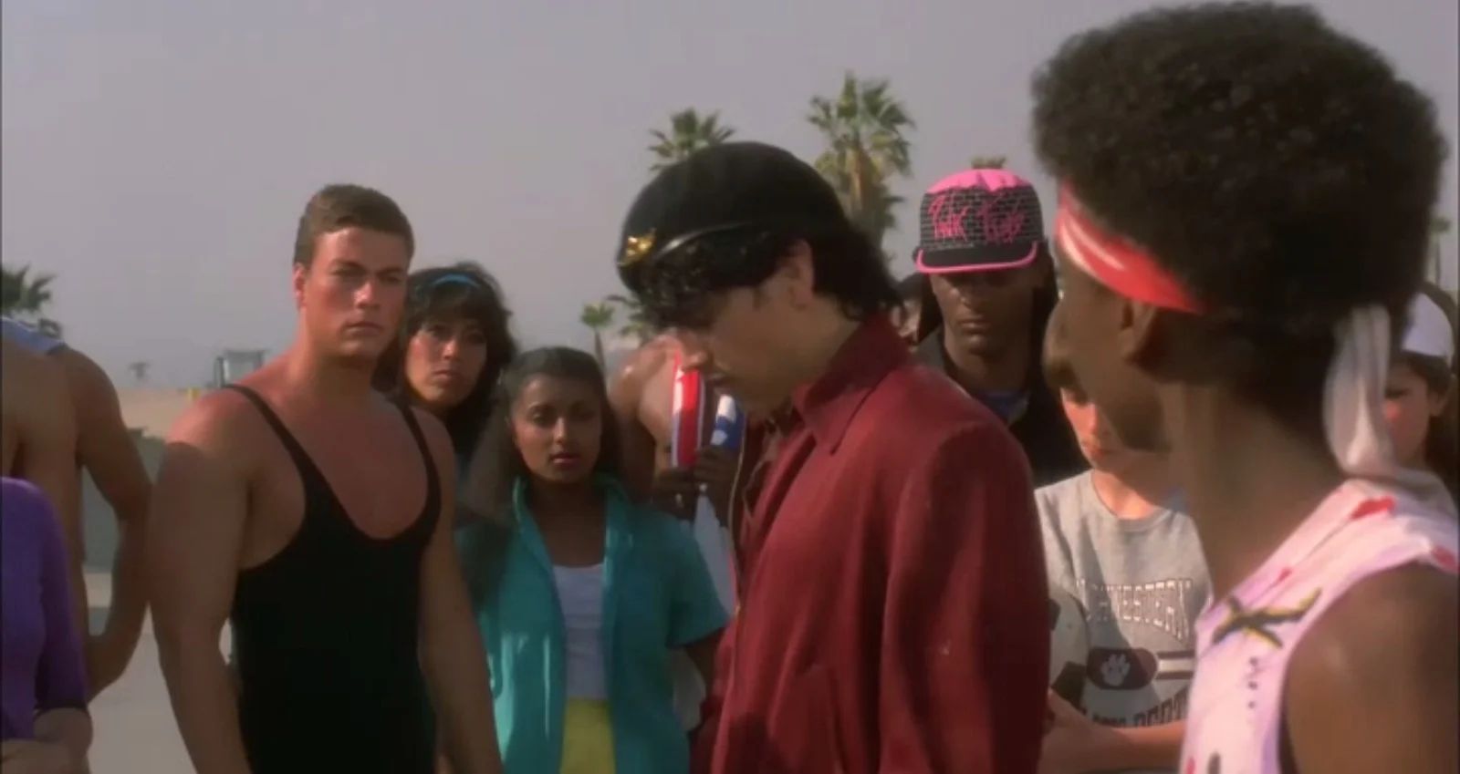 Aqui Van Damme pode ser visto ainda mais claramente