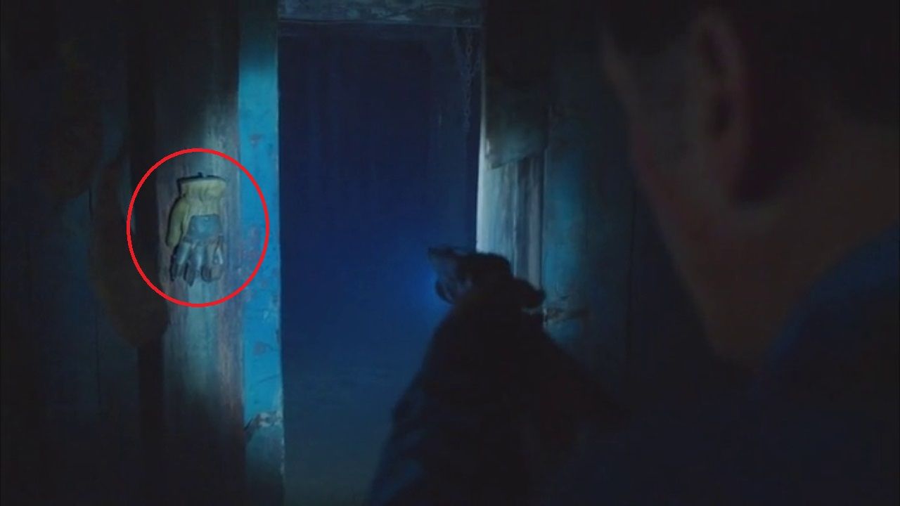 A luva de Freddy em Ash vs Evil Dead.