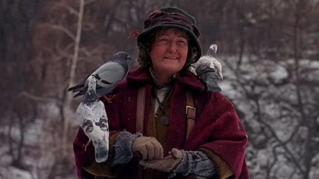 Brenda Fricker em Esqueceram de Mim 2