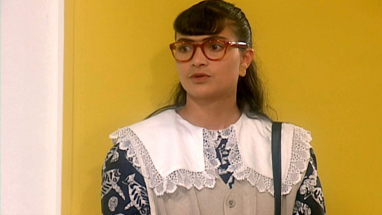 Ana María Orozco como Betty