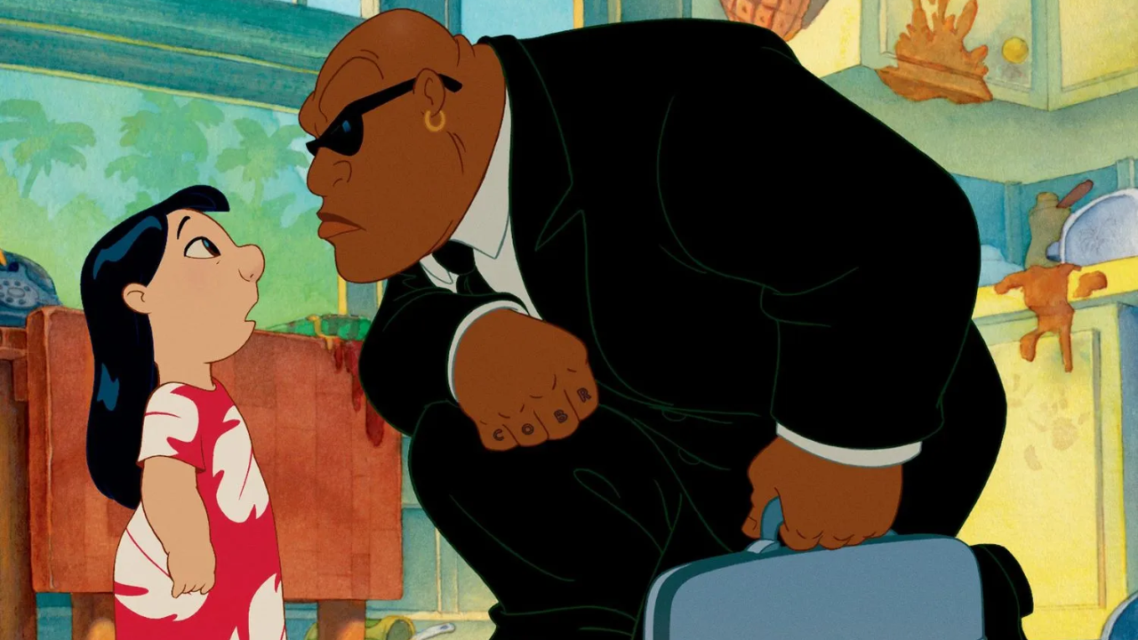 Lilo e Cobra Bubbles em cena de Lilo & Stitch.