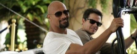 Mark Wahlberg e The Rock em novo filme de Michael Bay