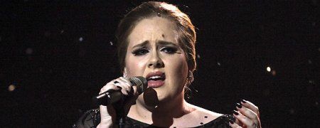 Adele pode cantar a música-tema de 007 - Operação Skyfall