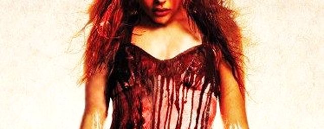 Carrie - A Estranha ganha mais um pôster sangrento