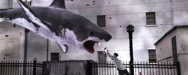 Sharknado, filme fenômeno da Internet sobre um tornado de tubarões, vai ganhar sequências