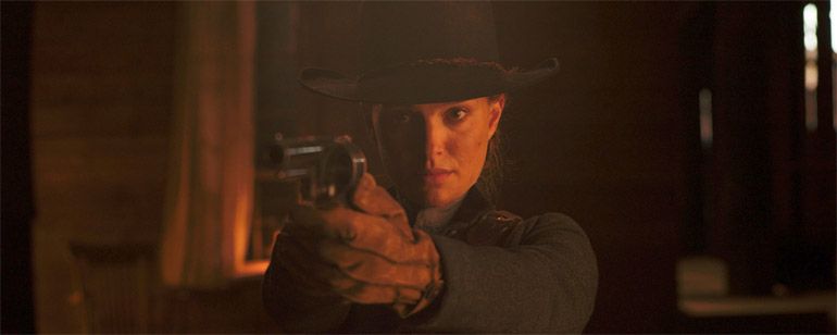 Atentado em Paris gera cancelamento de pré-estreias e adia lançamento de filme com Natalie Portman