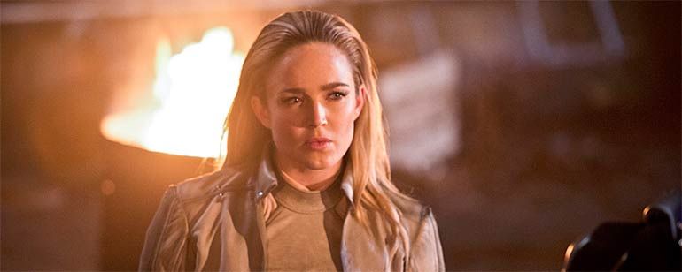 Legends of Tomorrow: Caity Lotz dispensa dublês e fala sobre diversidade e empoderamento na série (Entrevista)