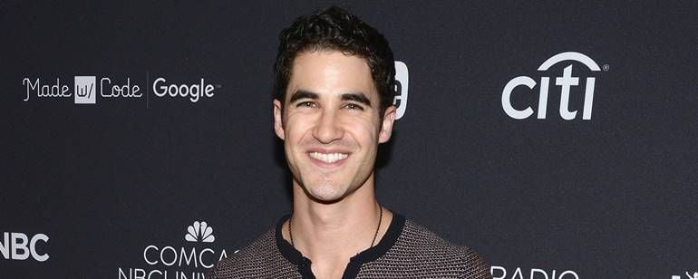 Royalties: Darren Criss vai produzir comédia musical para a Fox