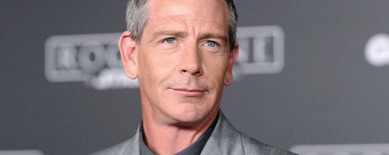 Ben Mendelsohn será o Xerife de Nottingham em Robin Hood: Origins