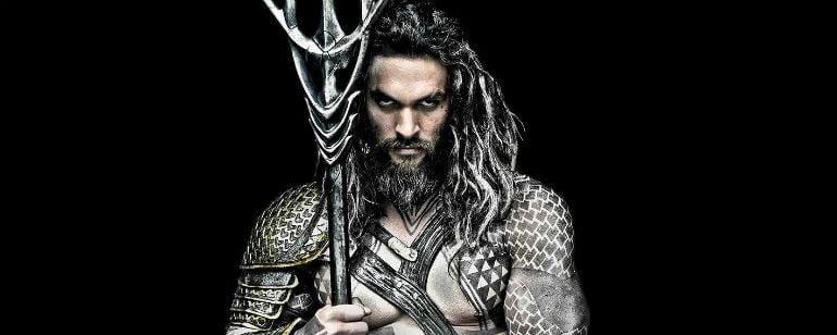 Jason Momoa treina habilidades com espadas para Aquaman