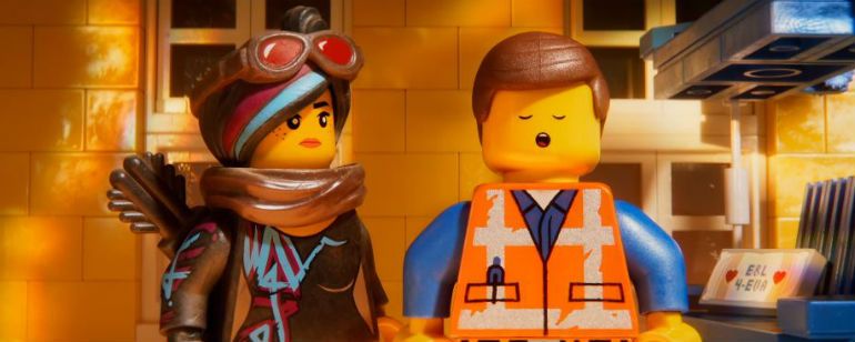 Resultado de imagem para UMA AVENTURA LEGO 2