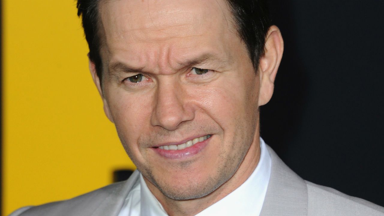 Tom Holland se junta a Mark Wahlberg no primeiro trailer de Uncharted