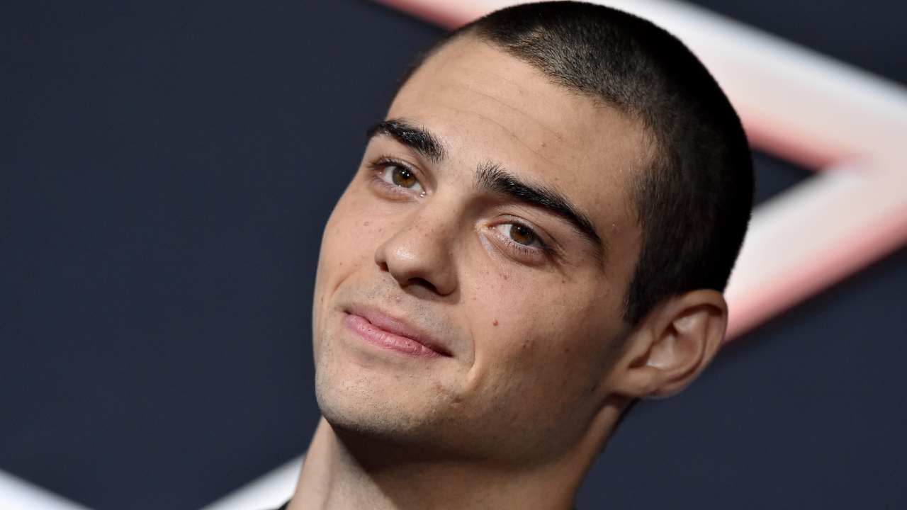 Adão Negro: Noah Centineo entra para o elenco do filme com The Rock -  Notícias de cinema - AdoroCinema