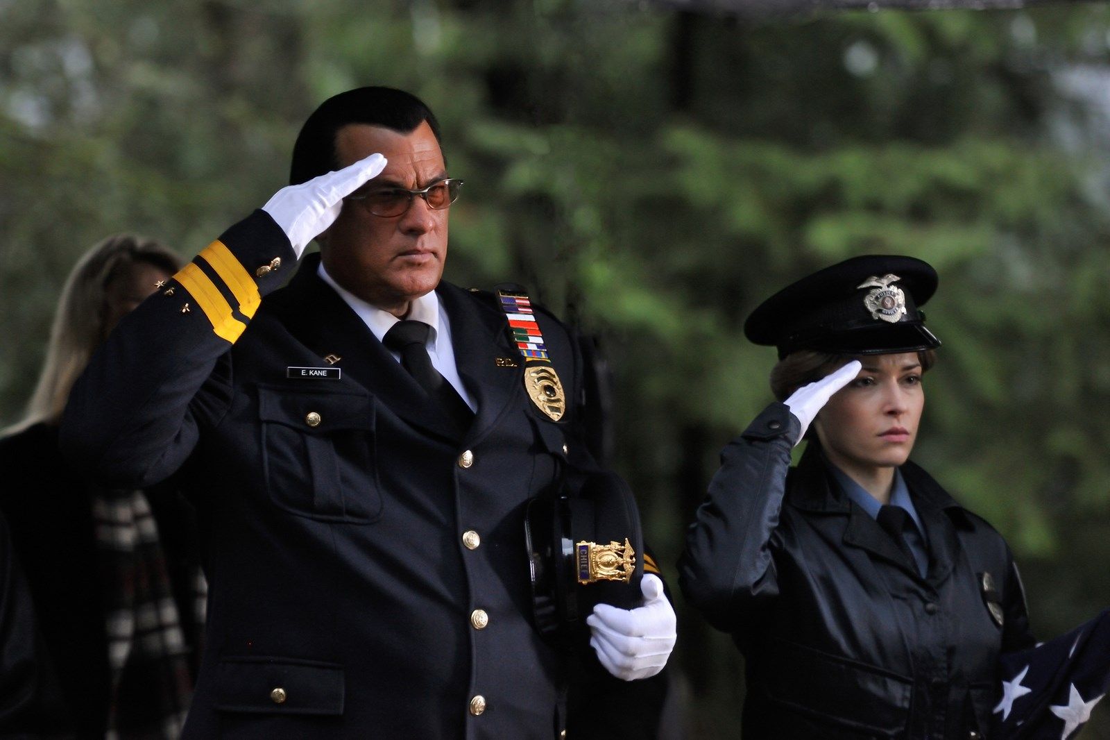 Foto De Sarah Lind Bairro Sangrento Foto Sarah Lind Steven Seagal Adorocinema