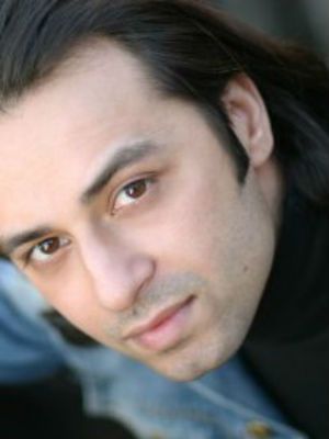 Ahmad Razvi - AdoroCinema