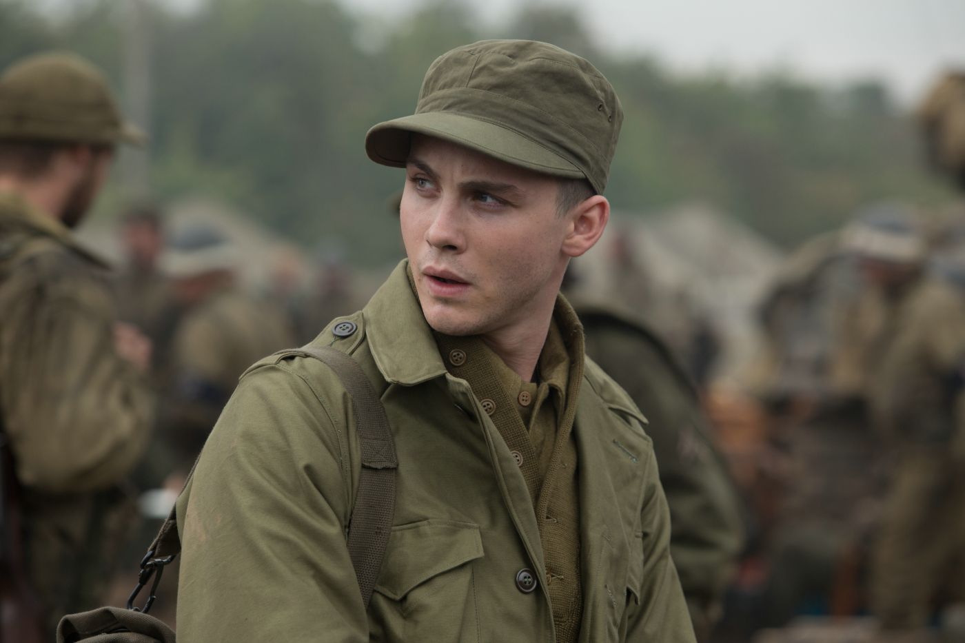 Foto de Logan Lerman - Corações de Ferro : Fotos Logan Lerman - Foto 43 ...