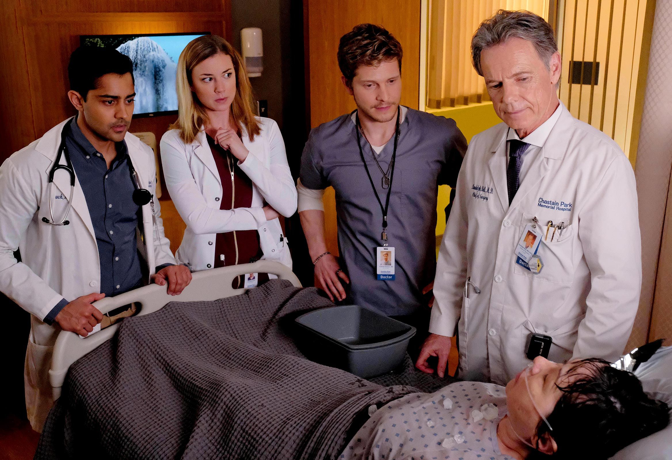 The Resident : The Resident : Fotos Manish Dayal, Bruce Greenwood, Matt