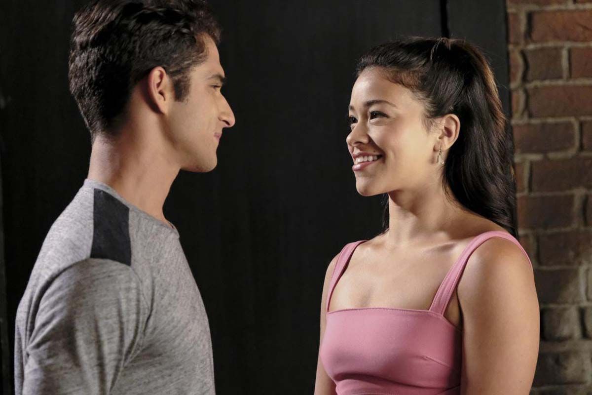 Jane The Virgin Jane The Virgin Fotos Tyler Posey, Gina Rodriguez