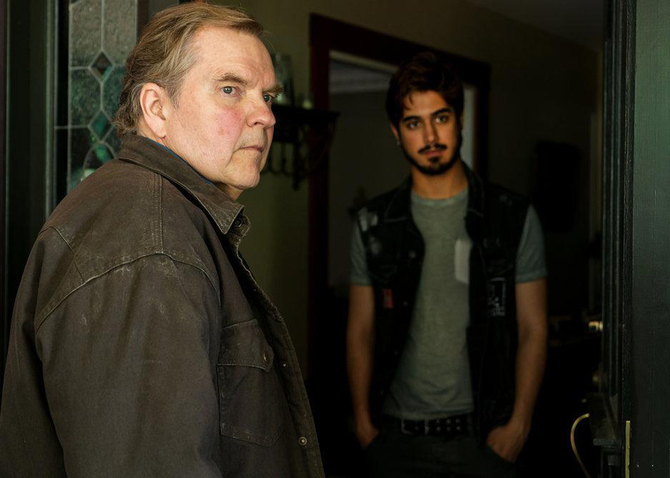 Ghost Wars Ghost Wars Fotos Avan Jogia, Meat Loaf 40 no 64